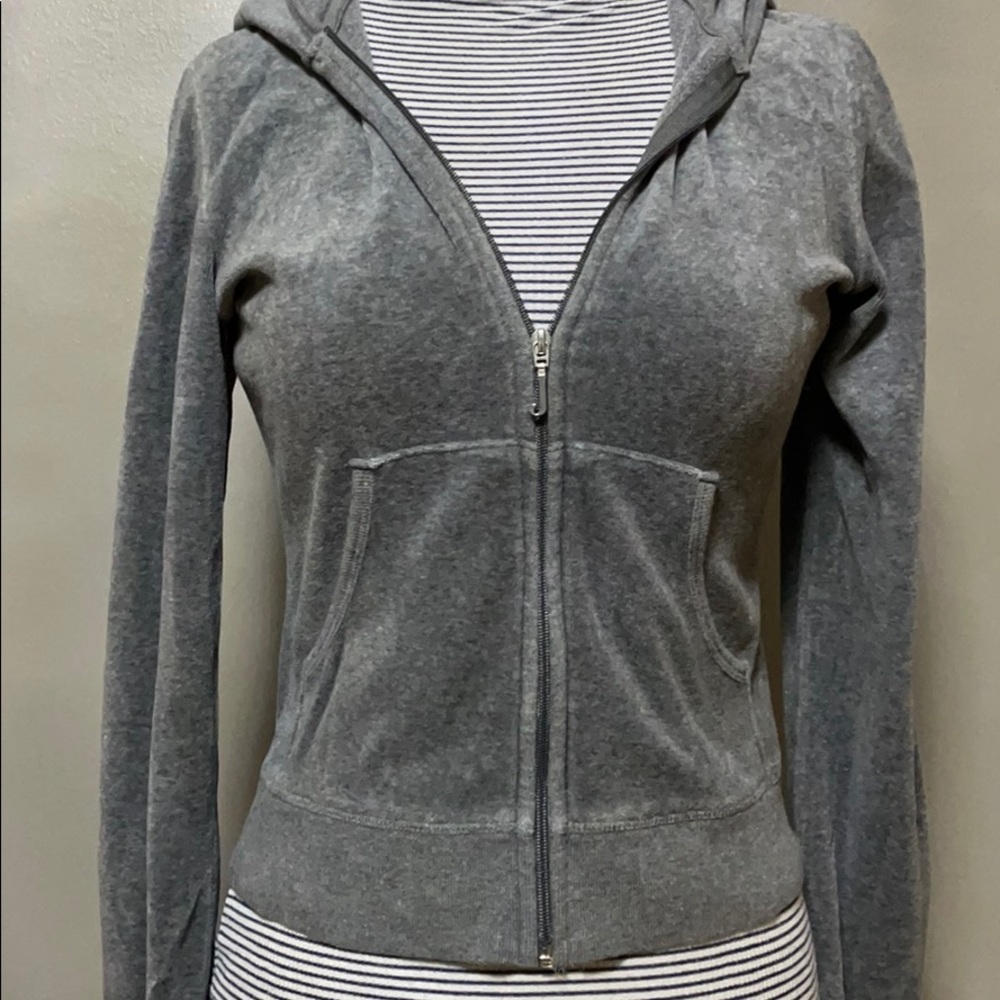 Juicy Couture Zip-up ✨